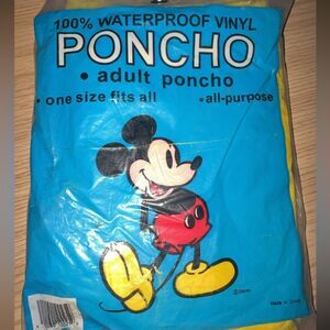Vintage Disney Mickey Mouse Vinyl Poncho Set (Adult + 2 Kids) 🌧️